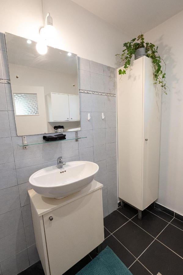 Sunny Yard Apartments Poros Town Екстер'єр фото