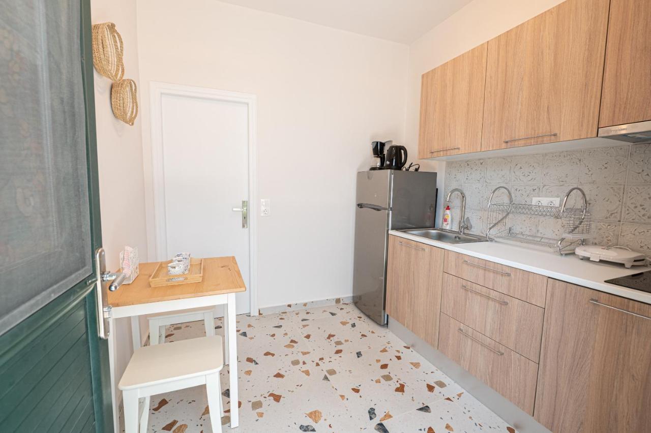 Sunny Yard Apartments Poros Town Екстер'єр фото
