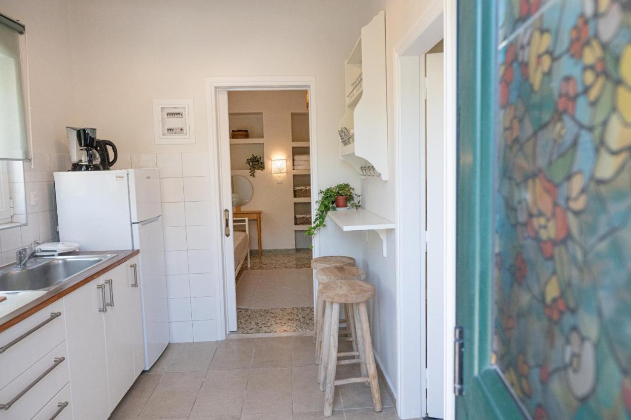 Sunny Yard Apartments Poros Town Екстер'єр фото